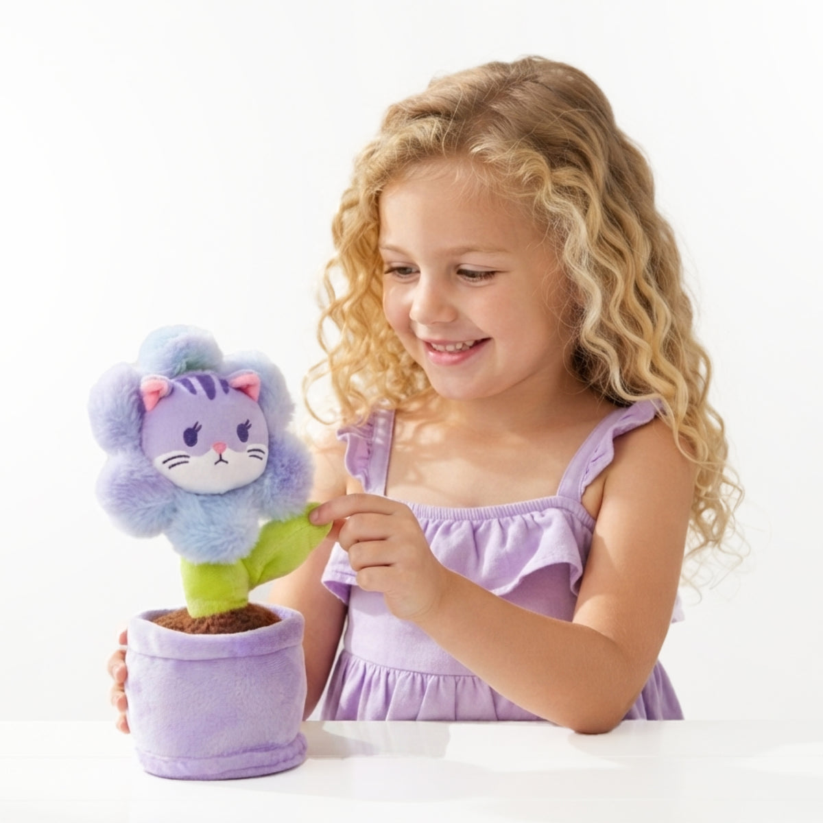 I love Aromie Blooms Potted Flower Stuffed Animal, Plush Toy with Visible Mist & Refillable Scent Pods