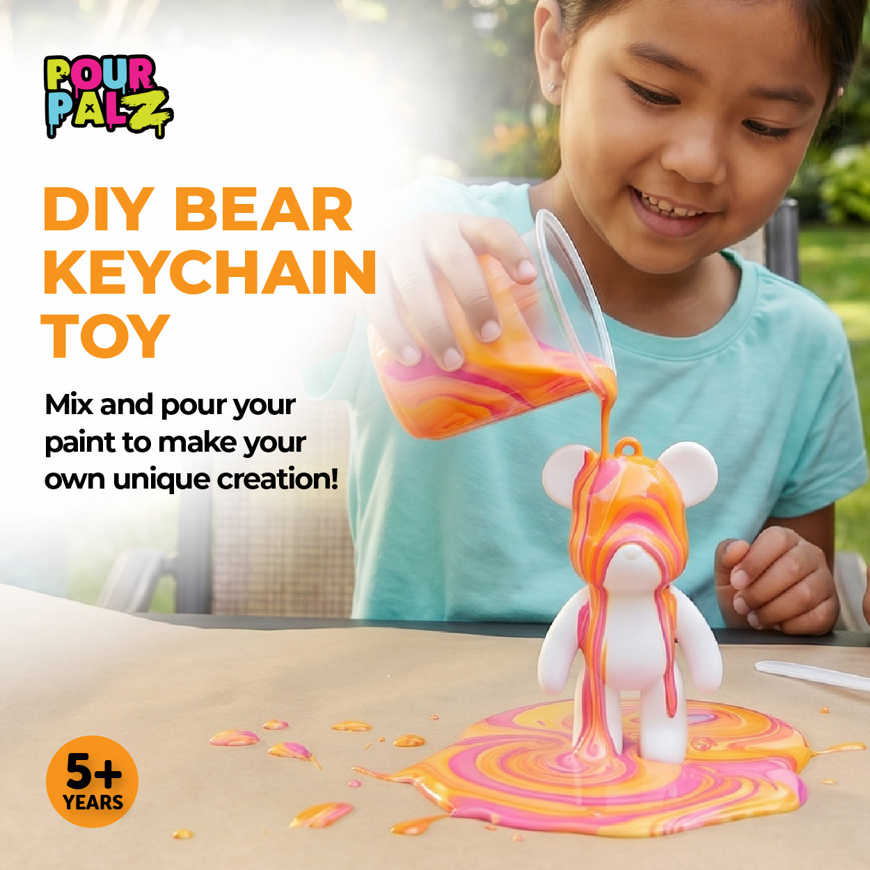 Pour Palz Mini Paint Bear Keychain Pouring Craft DIY Kit, Design Your Own Personalized Bear Keepsake