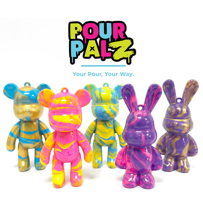 Pour Palz Keychain Pouring Mini Paint Bear Craft DIY Kit, Personalized Bear Keepsake